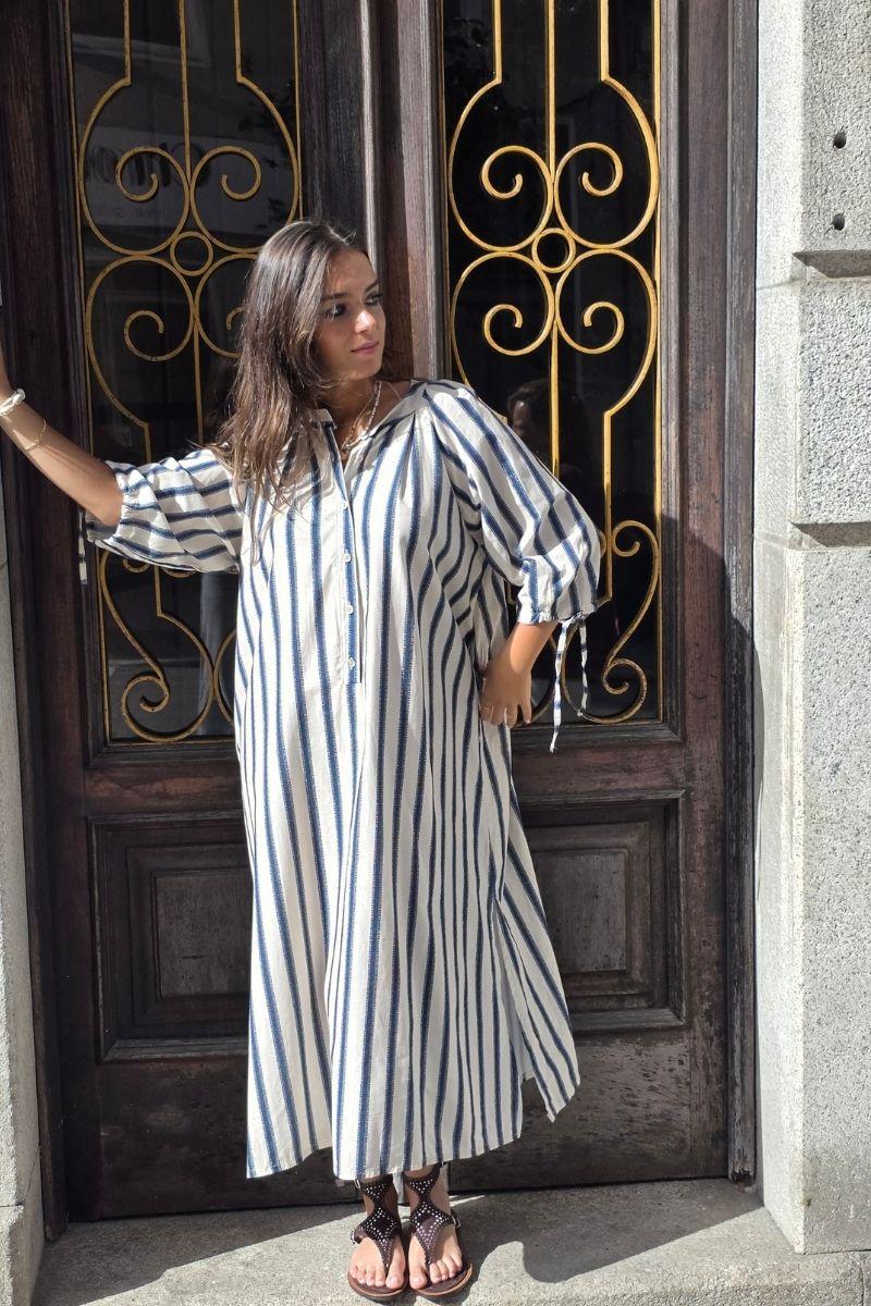 Vestido oversize tipo kurta con manga francesa azul