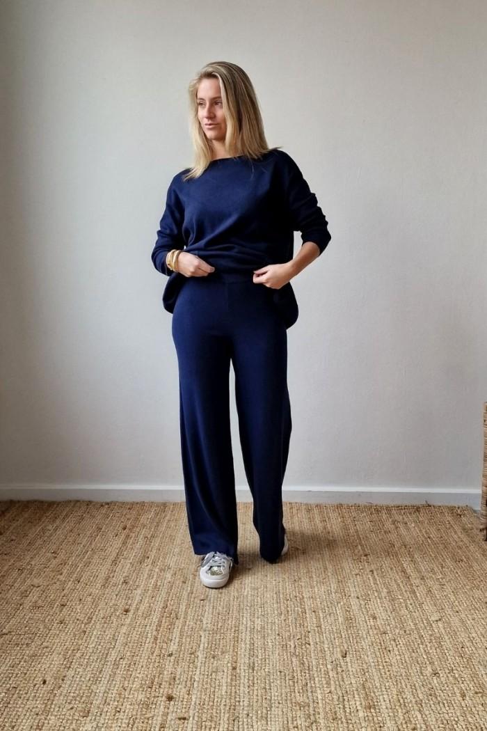 Pantalón culotte de punto azul marino