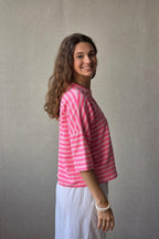 Sudadera Corta de Rayas Rosa Flúor