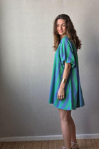 Vestido de mujer manga abullonada con rayas verde