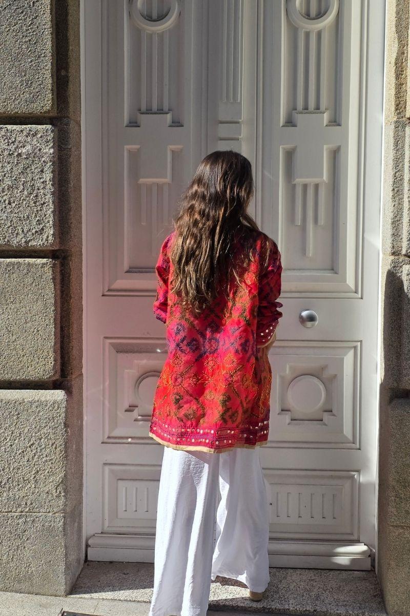 Kimono de telas indias bordado rojo