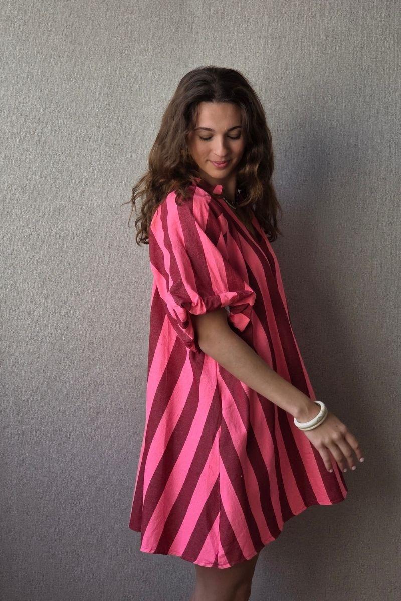 Vestido de mujer manga abullonada con rayas rosa