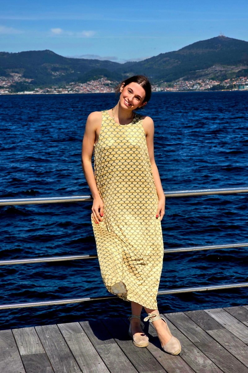 Vestido Largo de Conchas Caqui elástico