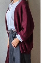 Chaqueta de punto tipo kimono brillos burdeos