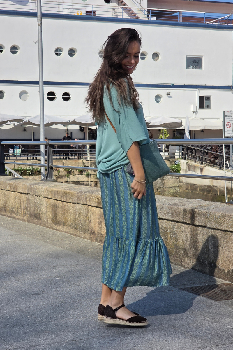 Falda Larga Estampado de Hojas Verde