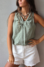 Top nudoverde militar