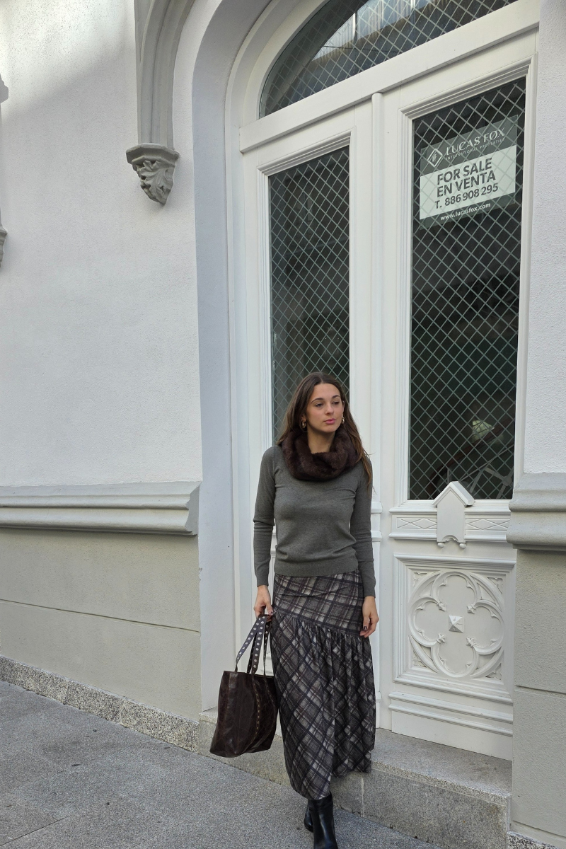 Falda Pía de cuadros escocesa asimétrica verde caqui