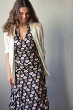 Falda de flores boho negra