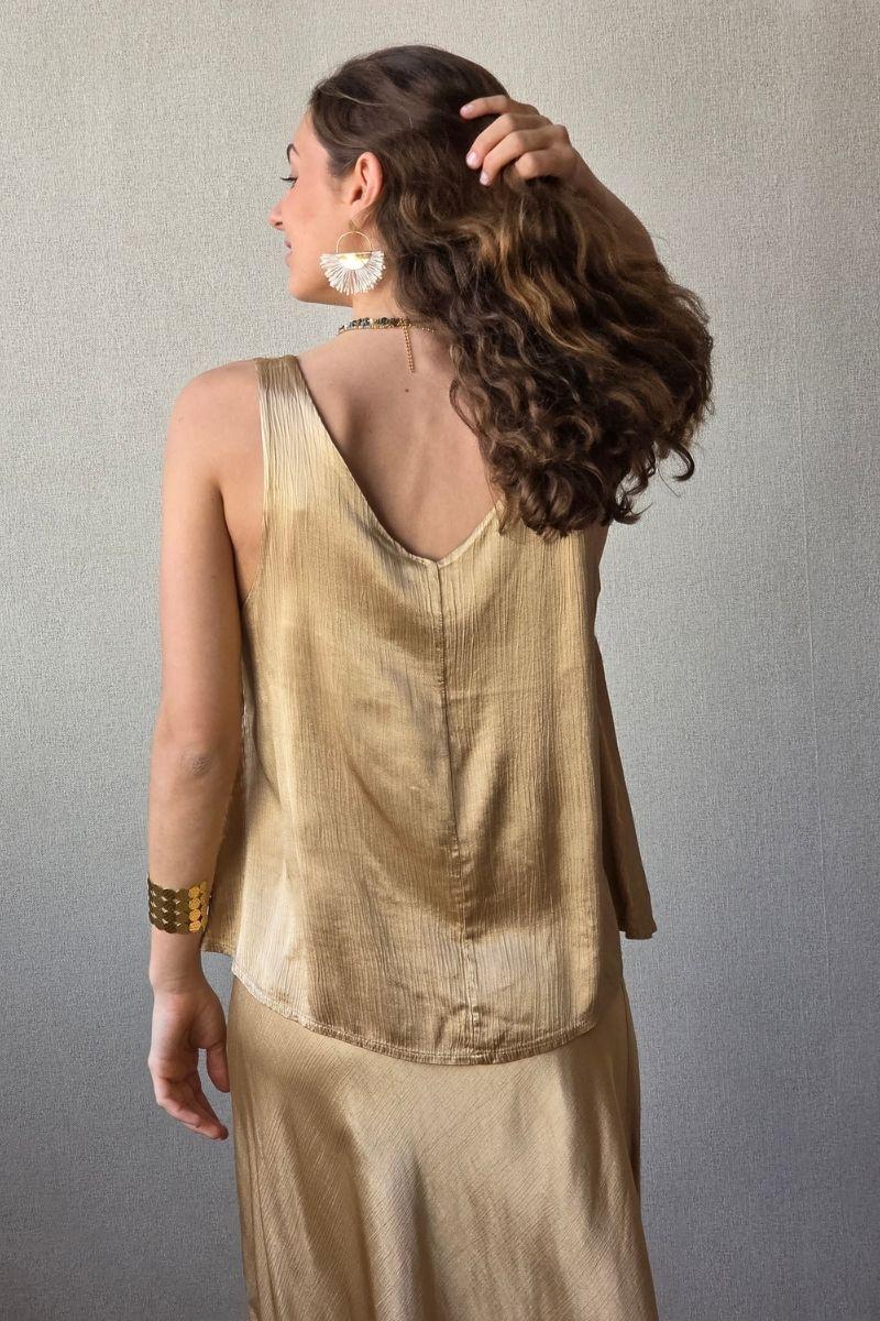 Blusa de tirante raso camel