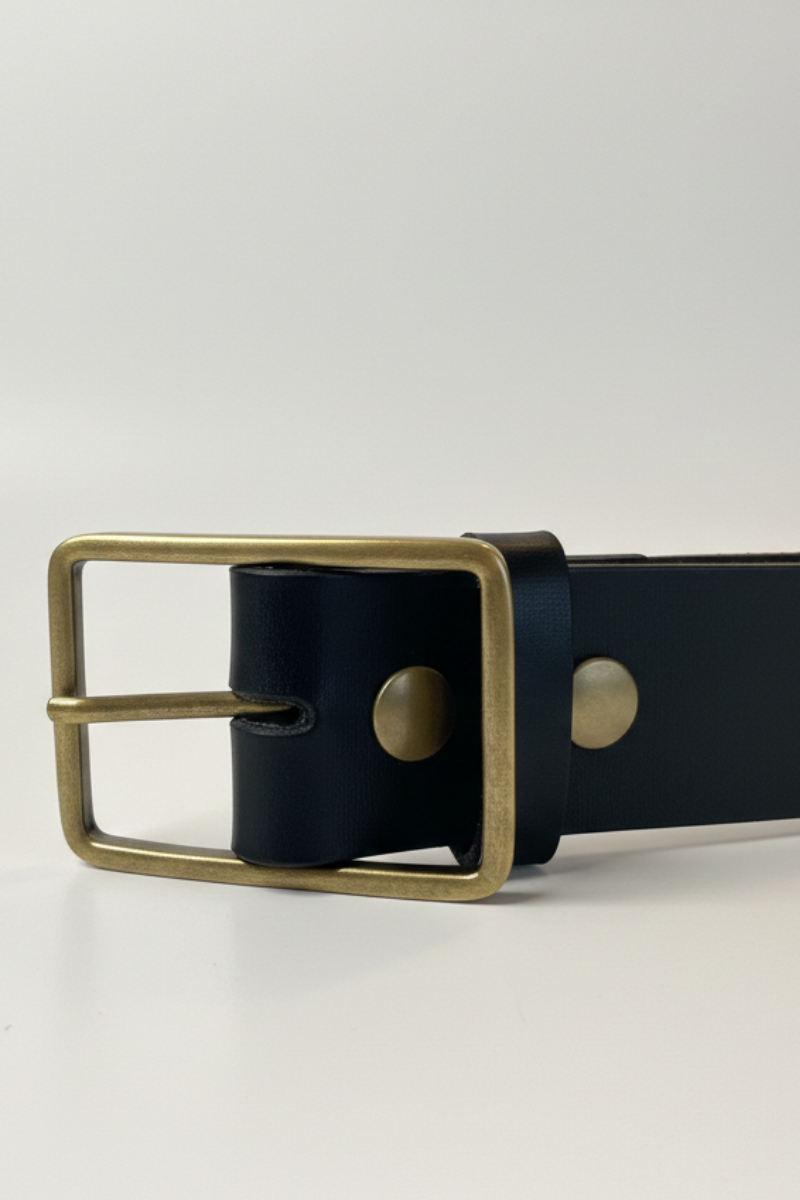 Cinturones de piel con hebilla