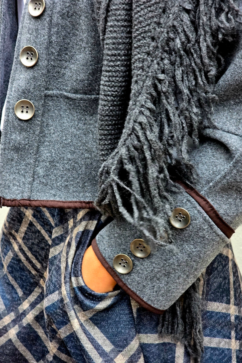 Chaquetas tipo Austriaca gris