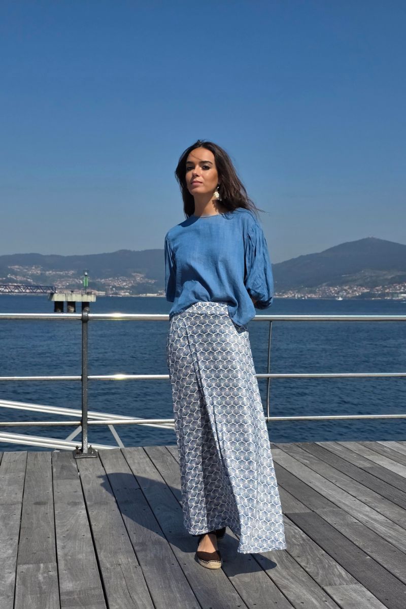 Falda Larga de Conchas Beige elástica