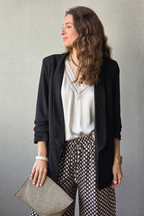 Blazer Negra Suelta - Mangas Fruncidas Elegantes