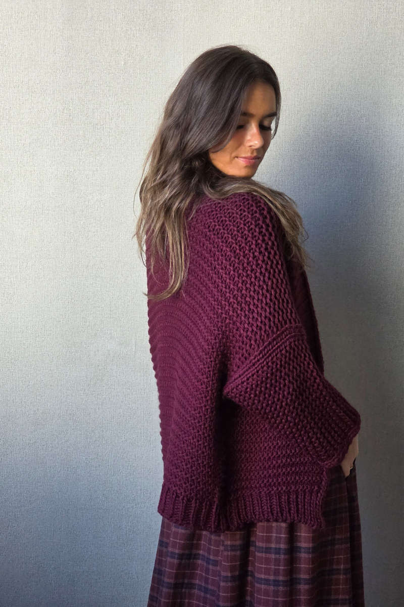 Chaqueta de punto gordo tipo kimono burdeos