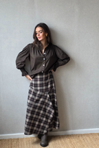 Falda de franela de cuadros escoceses marrón chocolate