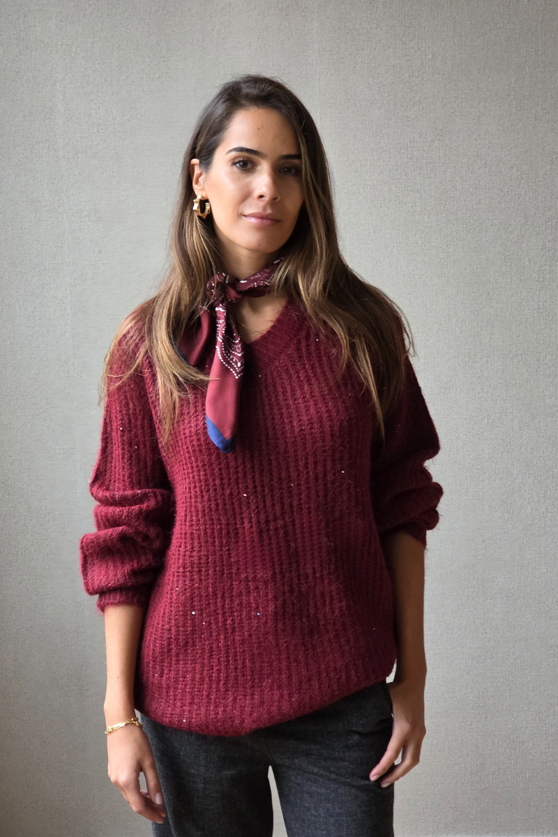 Jersey Olivia de punto con brillos granate