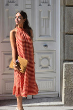 Vestido cuello halter de cuadros teja