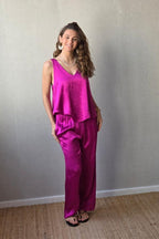 Blusa tirantes de raso magenta