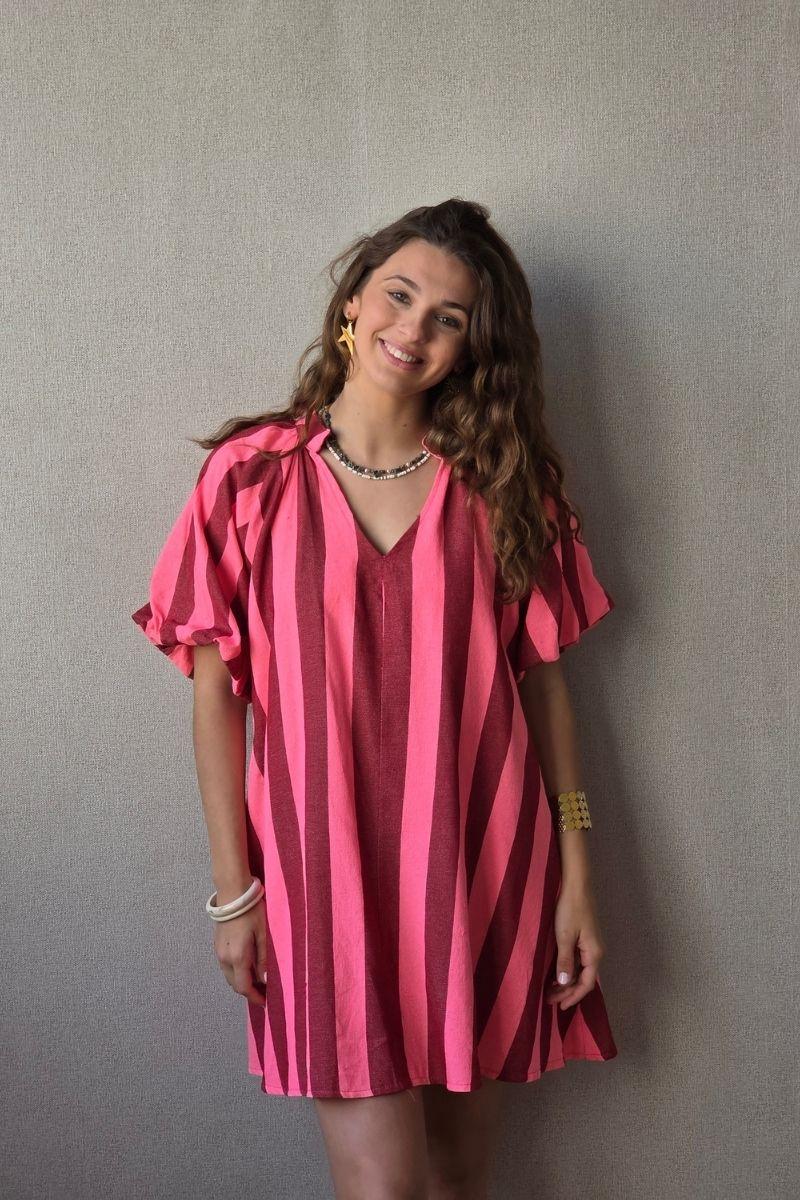 Vestido de mujer manga abullonada con rayas rosa