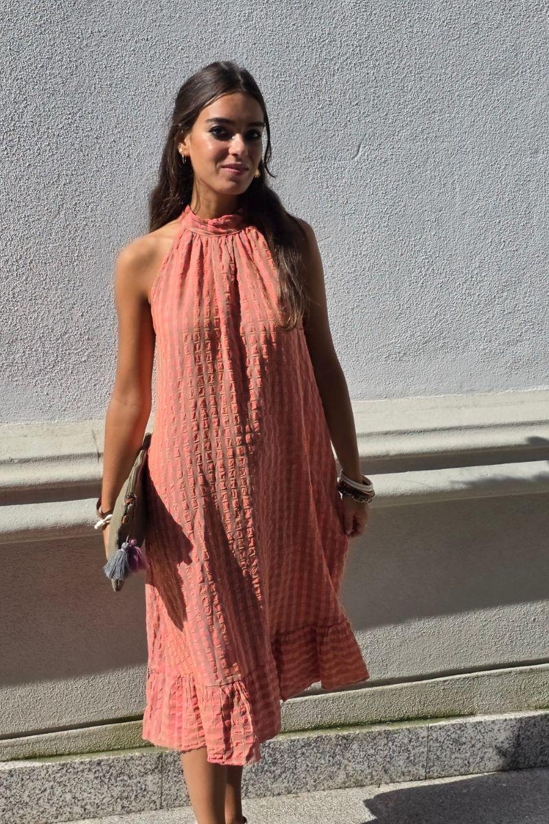 Vestido cuello halter de cuadros coral