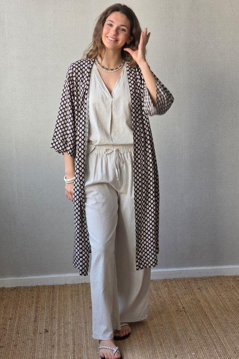 Pantalón tipo lino beige
