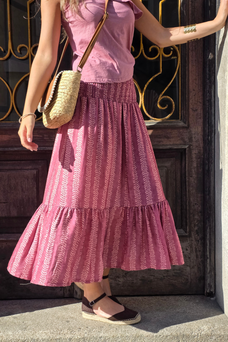 Falda Larga Estampado de Hojas Frambuesa