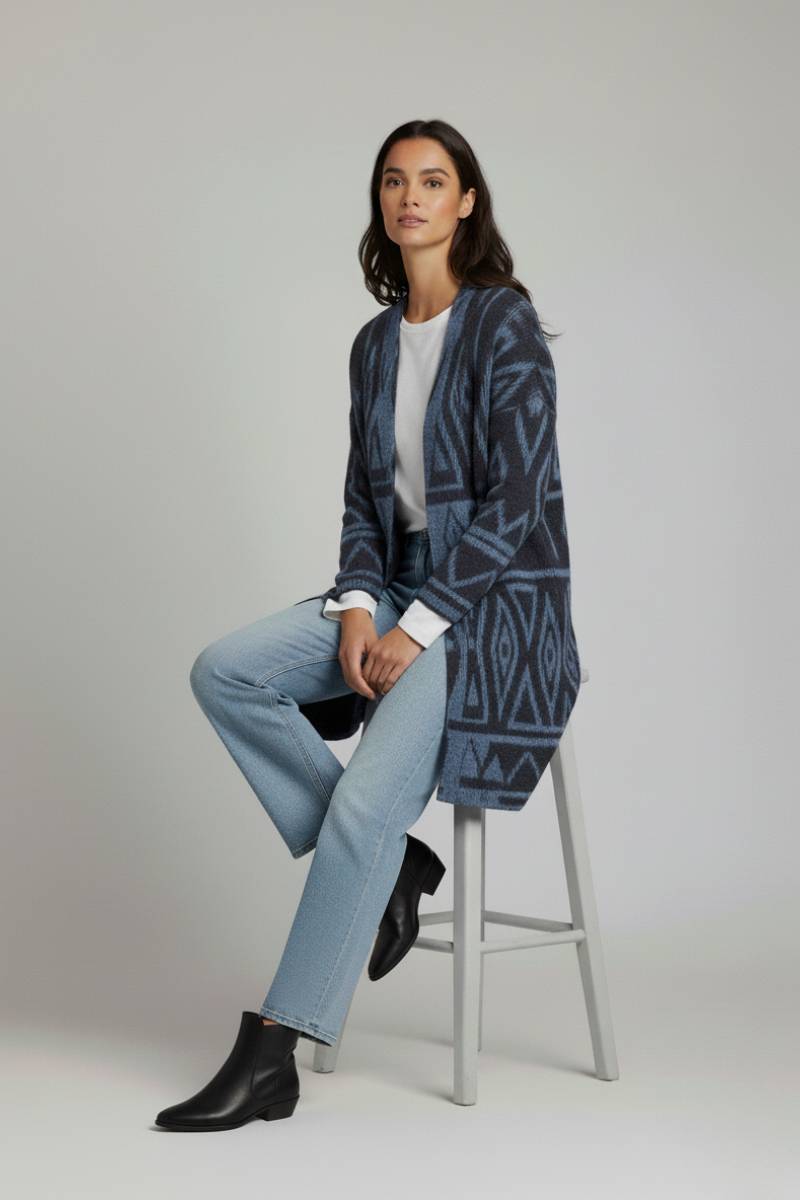 Chaqueta de lana con dibujo azul