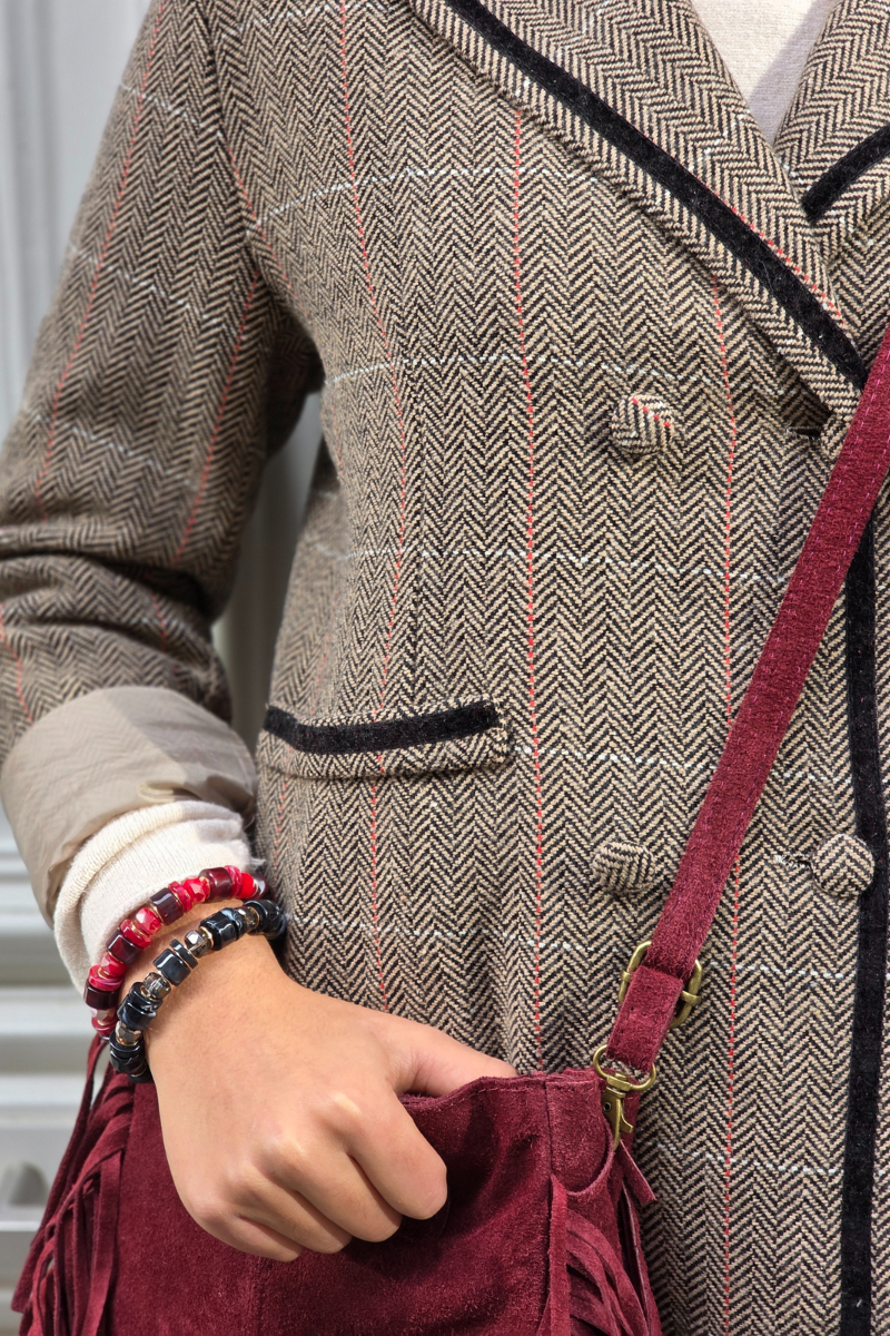 Americana de espiguilla beige