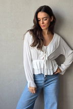 Blusa Blanca con Brillo y Lazada