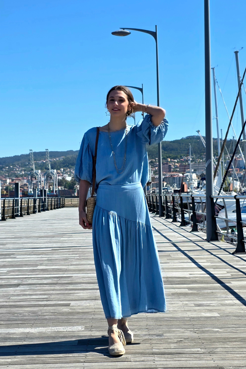 Falda Azul Jeans Claro Volante