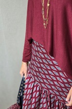 Falda larga con estampada granate