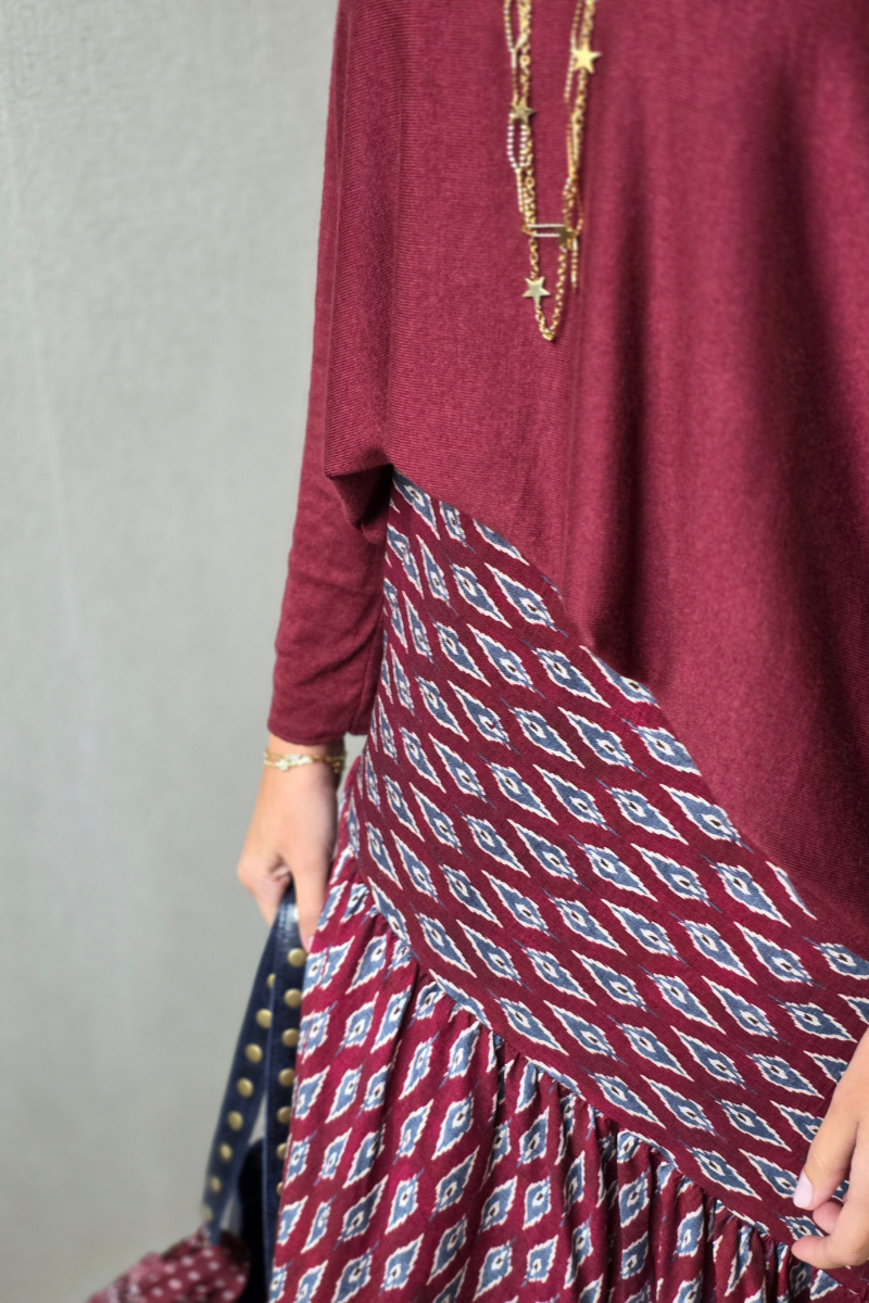 Falda larga con estampada granate