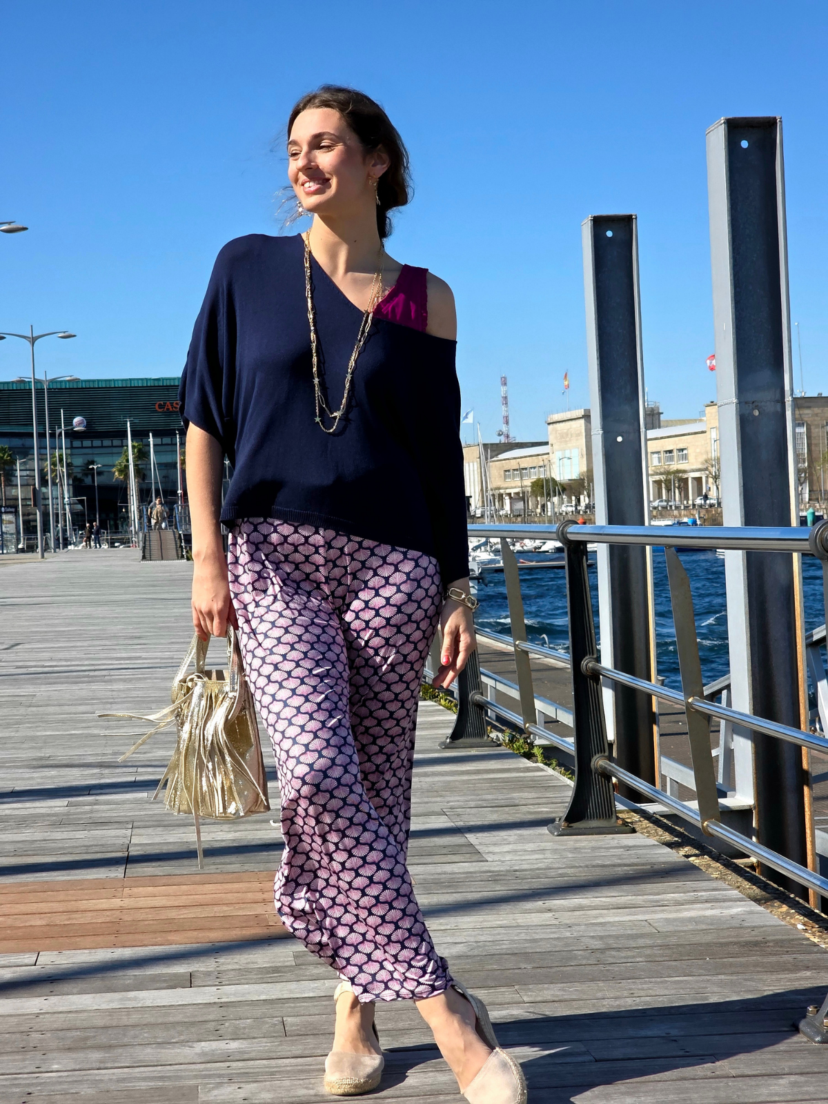 Pantalón Estampado Conchas Fucsia elástico