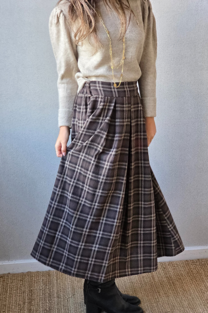 Falda tablas de cuadros chocolate