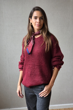 Jersey Olivia de punto con brillos granate