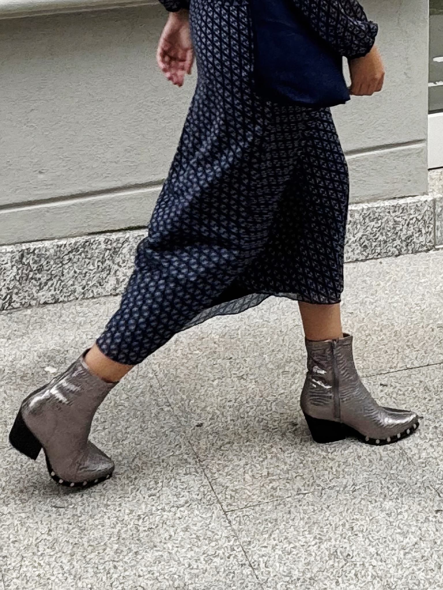 Falda larga estampada rombos azul marino