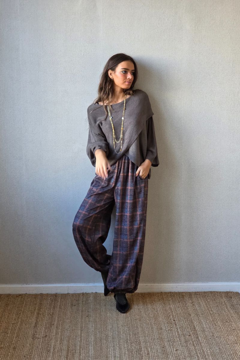 Pantalón bombacho de cuadros grande teja