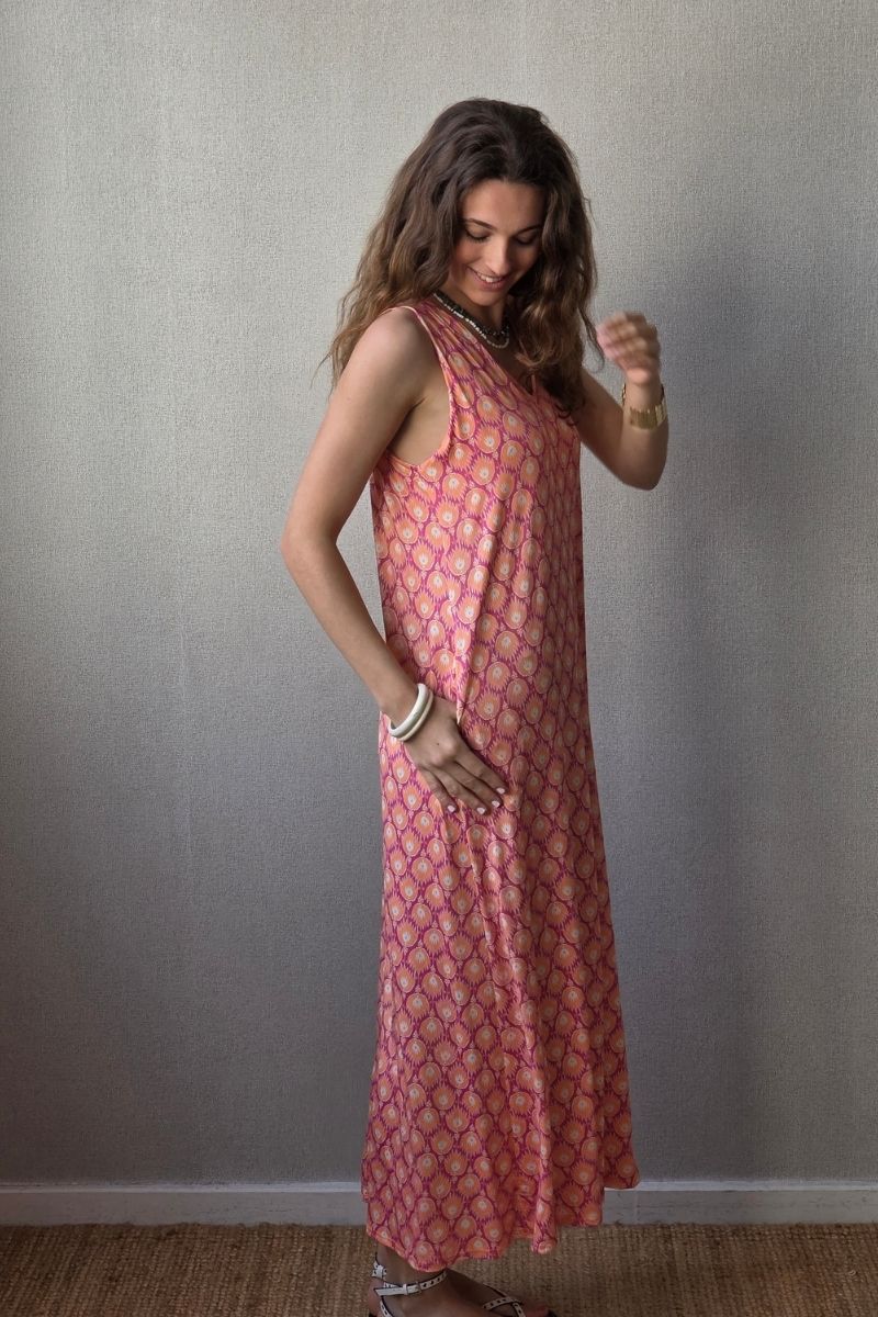 Vestido estampado de fuego naranja