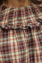 Blusa cuello redondo fruncido de cuadros teja