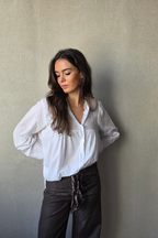 Camisa Blanca Cuello Mao con Rayas