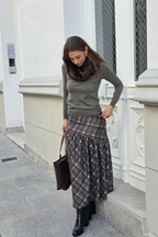 Falda Pía de cuadros escocesa asimétrica verde caqui