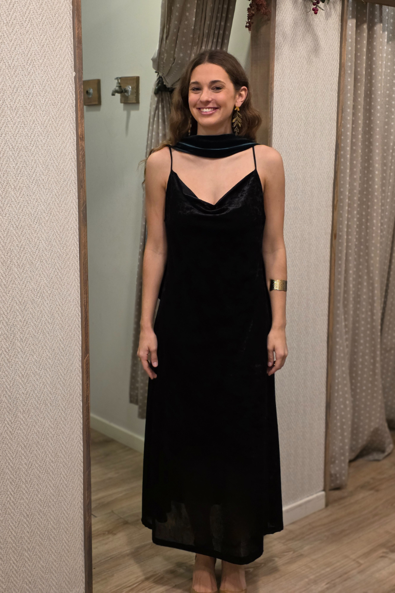 Vestido tirantes terciopelo negro
