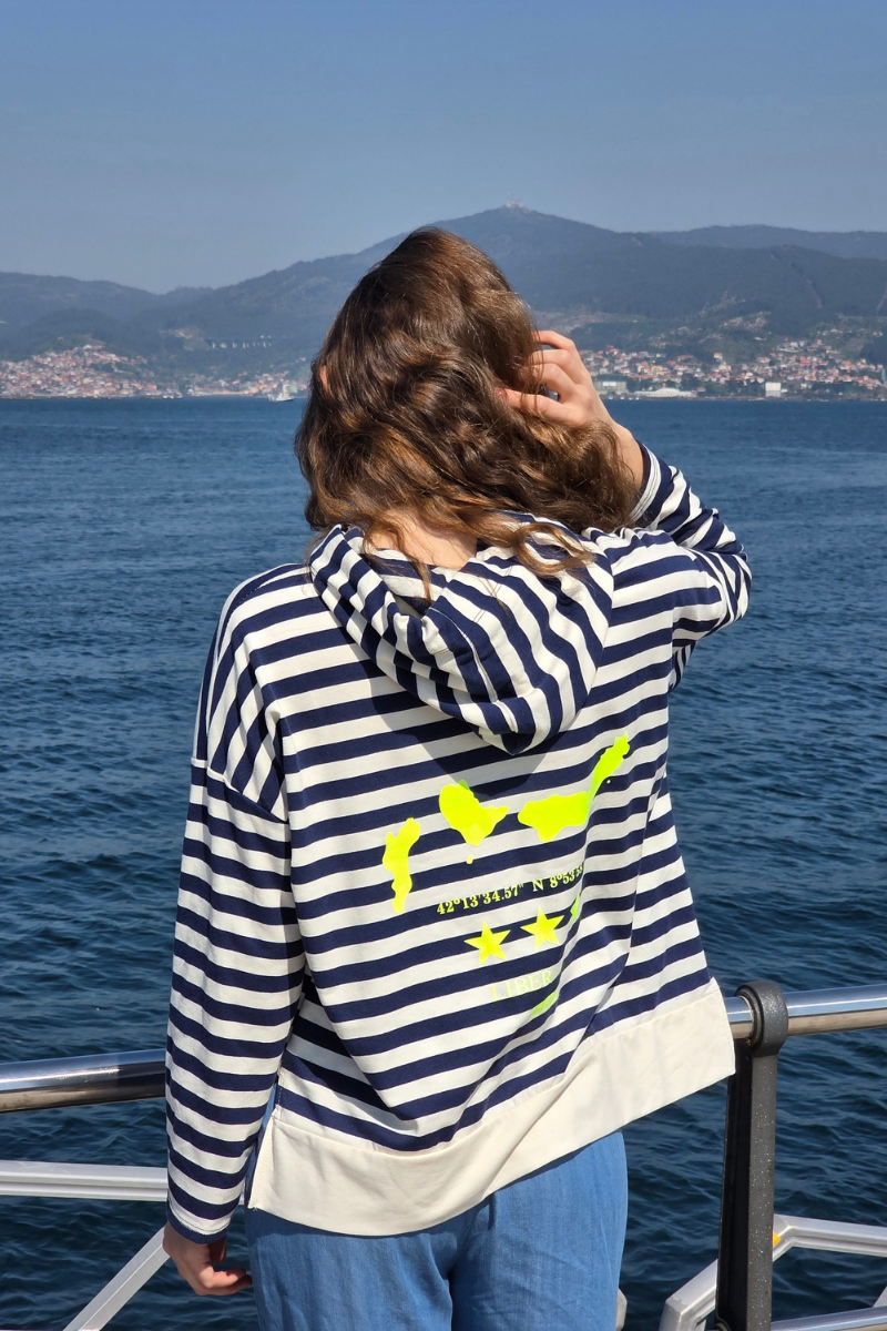Sudadera de Rayas Azul Marino Estampado Cíes