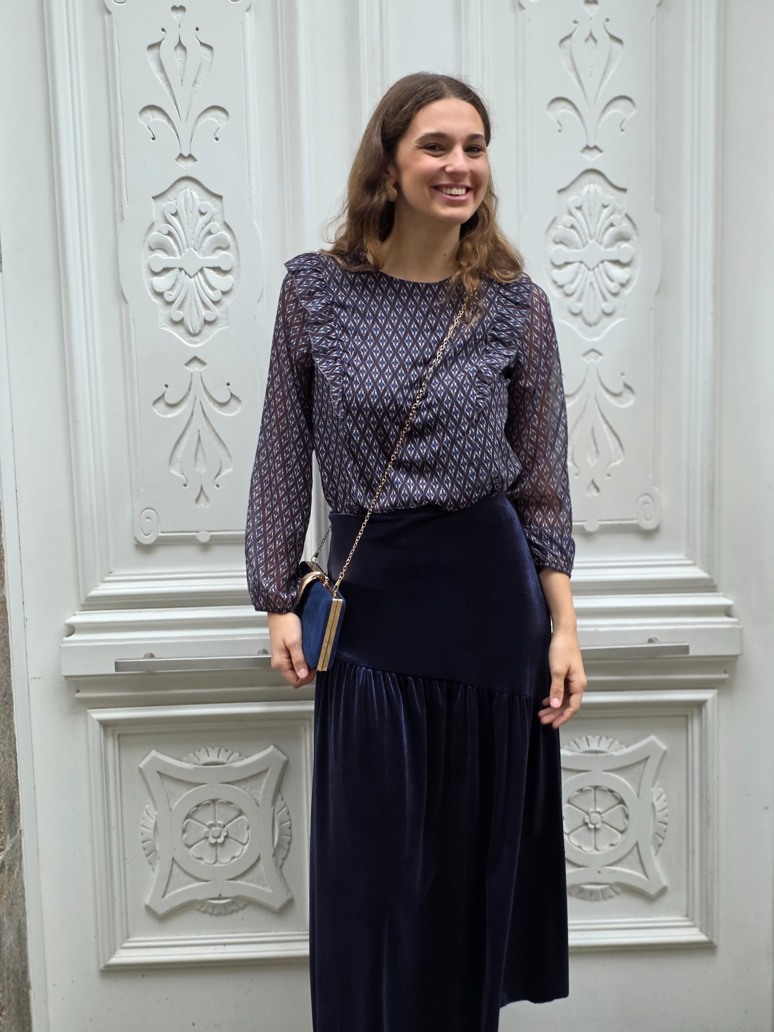 Falda larga de terciopelo asimétrica azul marino