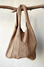 Bolso de croché mediano camel
