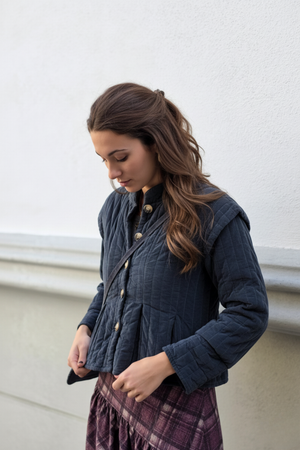 Chaqueta corta micro pana gris