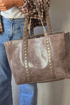 Bolso piel shopper tachuelas beige