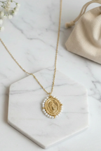 Gargantillas mini de la Virgencita milagrosa