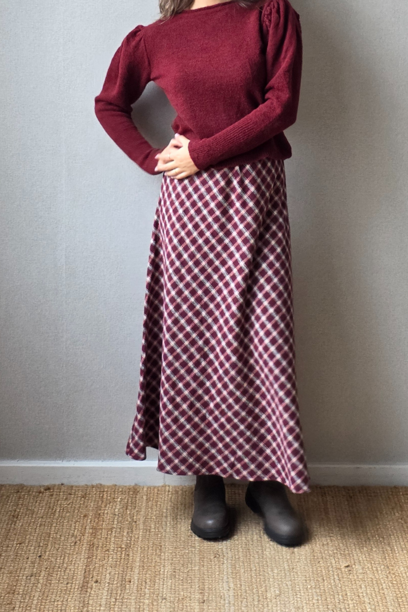Falda larga Inverness de cuadros granate