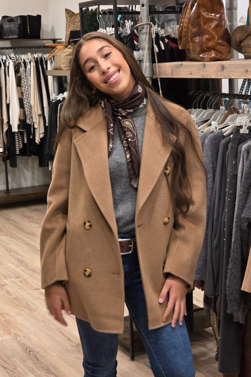 Abrigo de paño básico seis botones camel